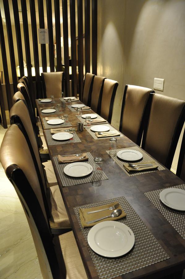 Hotel Aroma Inn Sirsa Kültér fotó